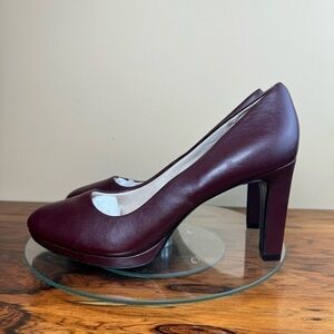 LifeStride Julia Platform Pump - Pinot Noir Burgundy